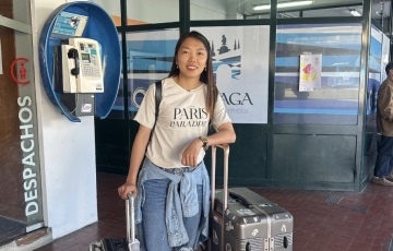 Huỳnh Như làm điều hiếm có trước ngày sang Đức