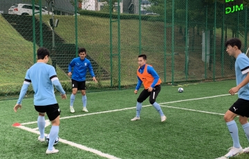 
                Đội bóng Hàn Quốc báo tin vui về cầu thủ Việt Nam
            