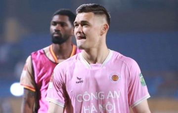 
                Rời CLB CAHN, cầu thủ Việt kiều chia tay luôn V-League?
            