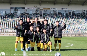 
                HLV ĐT nữ Việt Nam nói gì khi phải đá thời tiết dưới 10 độ C tại World Cup?
            