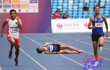 Thần đồng điền kinh Thái Lan vấp ngã trên đường chạy, mất luôn HCV SEA Games