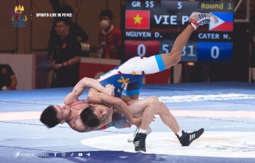 Võ sĩ Việt Nam hạ đối thủ trong 33 giây, bảo vệ thành công HCV SEA Games