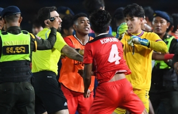 
                Thủ môn U22 Thái Lan lên tiếng về hành vi đấm cầu thủ Indonesia
            