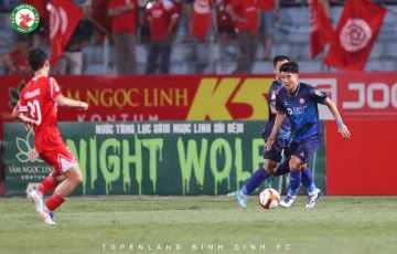 
                Hà Đức Chinh chấm dứt chuỗi tịt ngòi hơn 2 năm ở V-League
            