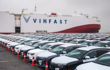
                VinFast dự kiến bán 50.000 xe trong năm nay, có thể hòa vốn vào cuối năm 2024
            