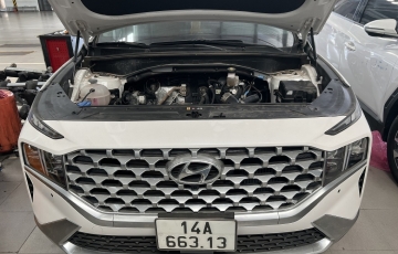 
                Hyundai SantaFe mới đi 8 tháng đã hỏng động cơ: Chủ xe và đại lý “không ai nhường ai”
            