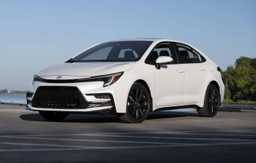 Xe bán chạy nhất thế giới: Toyota áp đảo danh sách nhưng top 1 lại gây bất ngờ