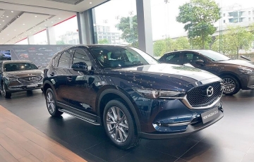 Dù đã ưu đãi, Mazda, Kia vẫn “chơi lớn” giảm giá niêm yết hàng loạt mẫu xe