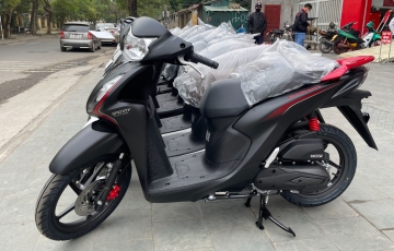 
                Honda Vision tiếp tục được tăng ưu đãi, bán dưới giá đề xuất
            