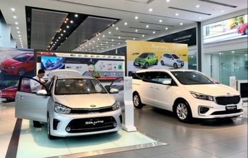 
                Thị trường ô tô Việt Nam ảm đạm, sức mua chạm đáy mới sau 5 năm
            