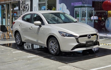 
                Mazda2 2023 trình làng thị trường Đông Nam Á: Choáng với gần 100 tùy chọn thiết kế, giá quy đổi chỉ ngang Kia Morning
            