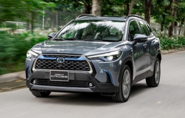
                Chi tiết Toyota Corolla Cross 2023 1.8HEV: Giá xe & Đánh giá
            