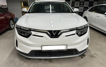
                Xe điện VinFast VF8 ‘lướt’ mới lăn bánh 8.000 km được chào bán với mức giá gây choáng váng
            