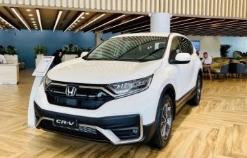
                Honda CR-V ưu đãi khủng tới hơn 200 triệu, gây áp lực lên Tucson, CX-5
            