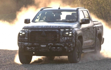 
                Mitsubishi hé lộ về Triton 2023 trước giờ G: Động cơ và khung gầm mới, tăng sức đấu Ford Ranger
            