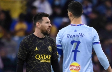 
                Vượt mặt Ronaldo, Messi đi vào lịch sử với kỷ lục vô tiền khoáng hậu
            