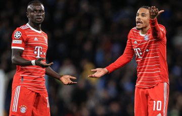 Sau lùm xùm đấm rách mồm đồng đội, Mane không được đối xử bình thường tại Bayern Munich