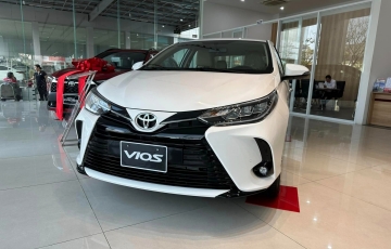 Xả hàng tồn, Toyota Vios bản cũ giảm giá cực mạnh