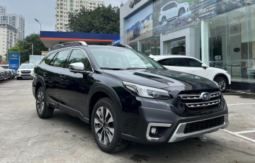 
                Đối thủ của Mercedes-Benz GLC giảm giá khủng lên tới gần 80 triệu đồng
            