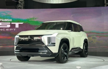 Pháp gánh thất bại lịch sử, Yamal tỏa sáng trong cuộc đua Quả bóng vàng 2025