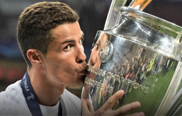 
                Tin chuyển nhượng tối 25/4: Ronaldo rời Al Nassr để đá C1, MU ký Neymar?
            