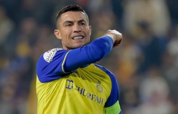 Đào tẩu khỏi Al Nassr, Ronaldo bị một đội bóng Anh từ chối thẳng thừng
