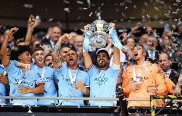 
                CHÙM ẢNH: Man City hạ MU để giành chức vô địch FA Cup 2022/23
            
