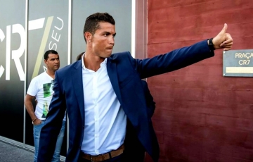Truyền nhân thực sự của Ronaldo chính thức được FIFA phong chức vụ