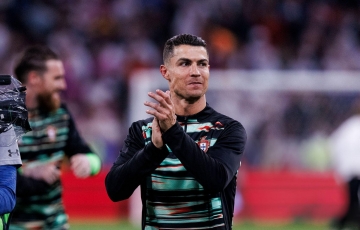 Ronaldo gửi thông điệp 3 từ sau khi giúp Bồ Đào Nha vào chung kết