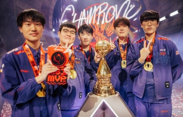 MSI 2023: Jingdong Gaming lên ngôi vô địch với thành tích bất bại
