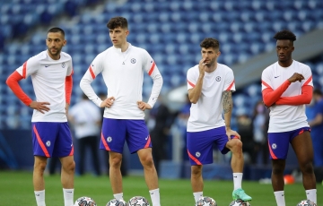 PSG và ông lớn Ngoại hạng Anh cạnh tranh hàng thải của Chelsea
