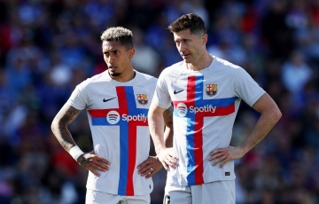 
                Barcelona xác lập kỷ lục buồn, vô địch La Liga không còn hoành tráng
            
