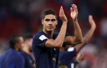MU tìm người đá cặp với Lisandro Martinez, đàn em Varane hoàn toàn phù hợp