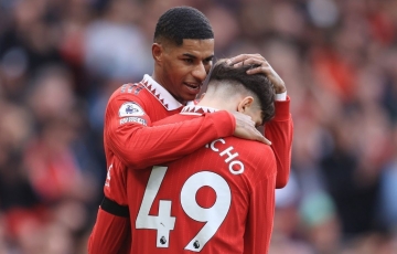 Chưa vào chung kết Europa League và FA Cup, MU đã chắc chắn mất người dù không chấn thương