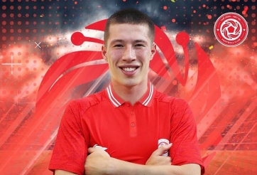 Tiền đạo Việt kiều Anh gia nhập CLB Thể Công Viettel