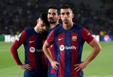 Hàng thủ Barcelona bị chỉ trích thậm tệ sau trận thảm bại trước Chelsea