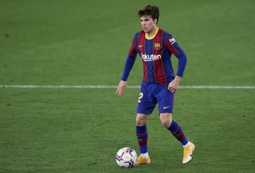 Barca ký hợp đồng 'khủng' với Busquets 2.0