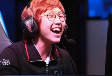 Imp chỉ trích Faker trên sóng livestream