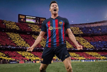 Lewandowski lập kỷ lục chưa từng có trong trận ra mắt Barca tại Champions League