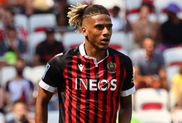 Cựu sao Barcelona đi vào lịch sử Ligue 1 với thành tích ‘vạn người chê’