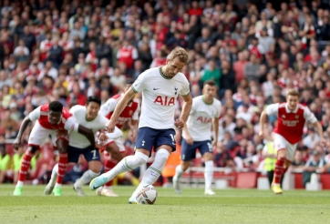 Harry Kane đi vào lịch sử Ngoại hạng Anh với thành tích vô tiền khoáng hậu