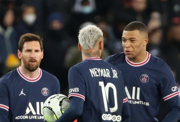 Lo điều chẳng lành xảy ra, PSG cử xe bọc thép bảo vệ Messi trên quê hương Ronaldo