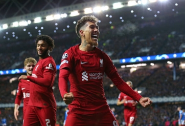 Salah lập hat-trick trong 7 phút, Liverpool nghiền nát Rangers