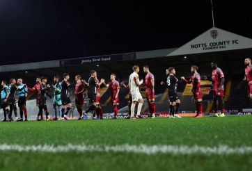 Một trận đấu tại Anh có thể bị hủy vì nhiễm độc