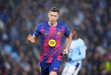 Từ chối đề nghị khủng, Lewandowski quyết tâm ở lại Barca