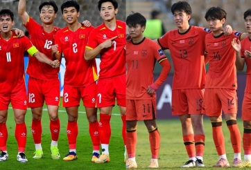 Chuyên gia Trung Quốc: 'Bỏ 5 hậu vệ, mới mong thắng Việt Nam'