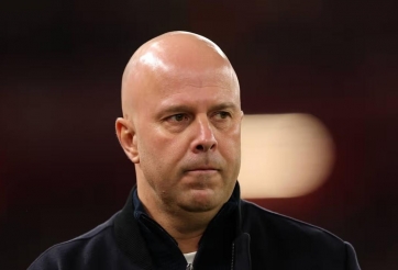 Arne Slot thừa nhận Liverpool hụt mục tiêu ở phút chót chuyển nhượng