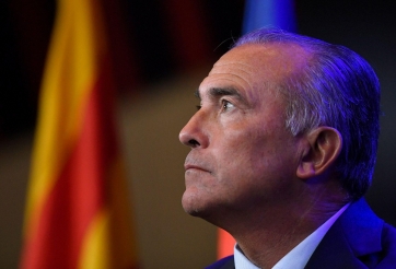 Chủ tịch Barca bức xúc về Var sau thảm bại 0-4