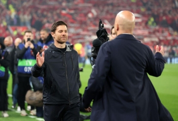 Xabi Alonso từ chối ông lớn nước Pháp