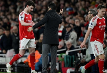 Arsenal thắng Chelsea, Mikel Arteta thấp thỏm vì Declan Rice